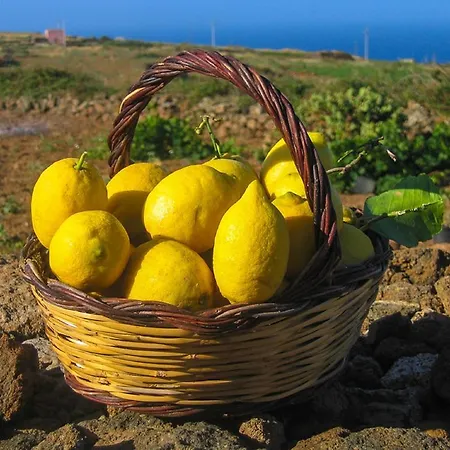 Le Mareddre 3* Scauri (Sicily)